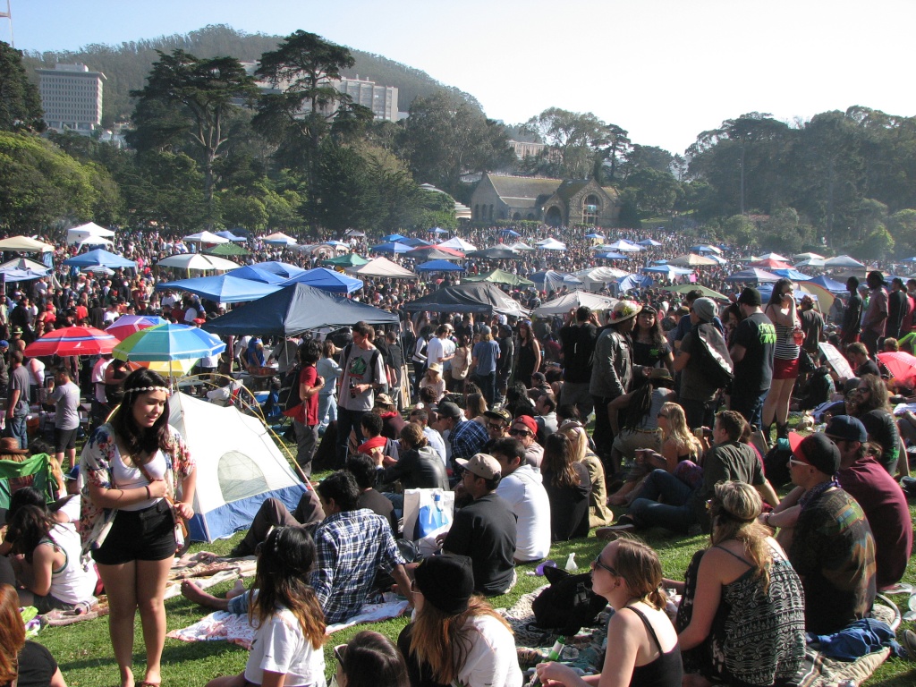 The scene at the 420 Hippie Hill celebration at Golden Gate Park in 2017. | Photo: David Downs